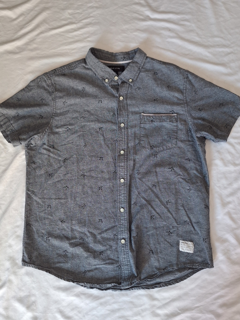 Adam Levine Men L Grey Button Down Short Sleeve Bird Print Hipster Shirt